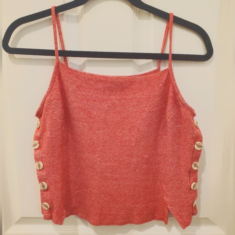 Red tank, side buttons, size m